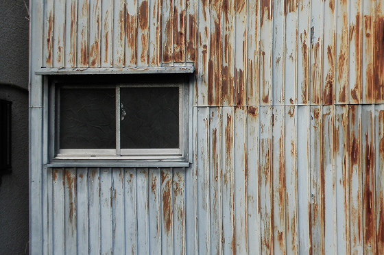 外壁が錆びている